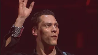 DJ Tiesto feat. Kirsty Hawkshaw - Just Be, DVD Remux HD, (Tiesto in Concert - Arnhem Gelredome)