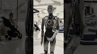 Futuristic Robots | DUBAI