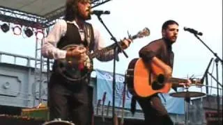 Denouncing November Blue - The Avett Brothers Greensboro