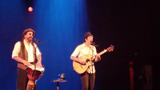 Jason Mraz - Sleeping to Dream - with Toca - 12-7-18 - Milwaukee WI