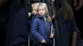 childhood photos of Princess Leonor and Infanta Sofía, they are so cute 🥰 #leonor_sofia