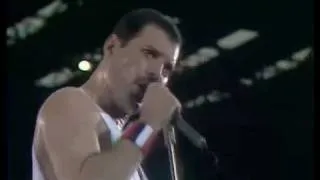 Queen Live At Wembley Stadium - Another One Bites The Dust