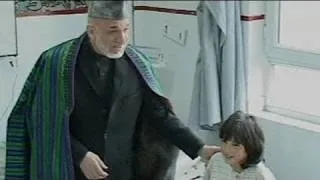 Afghanistan: Karzai, gruppi pakistani dietro attacchi anti-sciiti