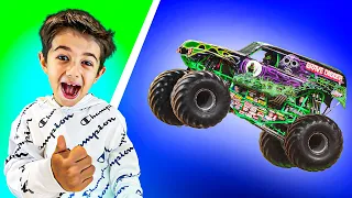 Get Matt went to Monster Jam show. Monster trucks vs Grave digger 🛻