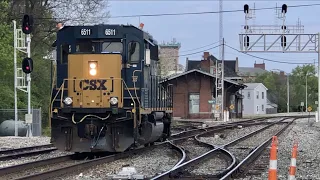 Railroad Interlocking Trains At The Cross Overs In Hamilton, Ohio!  CSX & Norfolk Southern Trains!