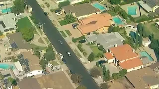 RAW: Driver leads authorities on chase through San Fernando Valley surface streets I ABC7