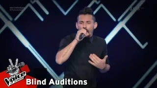 Νίκος Βρεττός - Τις νύχτες ντύνομαι παιδί | 10o Blind Audition | The Voice of Greece