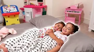 ELLE'S FIRST SLEEPOVER!!! (YOU WON'T BELIEVE WHAT HAPPENED)