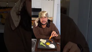 KODASTEVEN trying the mustard sausage lady trend from tiktok