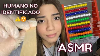 ASMR ROLEPLAY ESPAÑOL / Tú eres un ALIEN y TE REVISO LOS NERVIOS CRANEALES (MUY RELAJANTE)