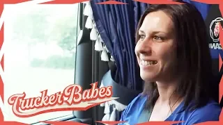 Katrin muss sich beweisen: Schafft sie die Zugmaschine zu Rangieren? | Trucker Babes | kabel eins