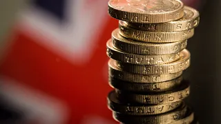 Short the UK Pound, SPI Asset Management Says