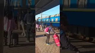 Поездка в ХАРЬКОВ. ПЛАЦКАРТ. МЕТРО. АВТОБУС!