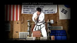 Legendary Korean Grandmaster Soon Pil Hong - 9th Degree Black Belt | Brick Breaking techniques |