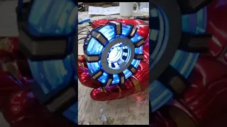 I made an Iron Man Suit for Halloween this year! #3DPrinted suit with a #DIY Arc Reactor! #halloween
