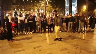 Danse kabyle 🇩🇿 🔥🔥🔥à paris champs Élysée instgrame :@yanis_otmane رقس قبائلي في باريس@🔥🔥