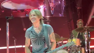 Keith Urban “Long Hot Summer” Live at PNC Bank Arrs Center