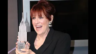 Lorna Luft Honors Judy Garland at the Empire State Building: HAPPY BIRTHDAY, MAMA!