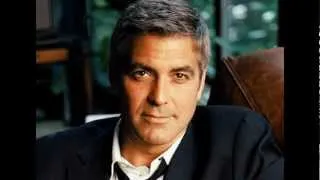 Gregorio Barrios (George Clooney) canta 'Ay de Mi" para Jennifer Lopez