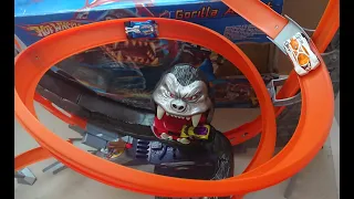 Hot Wheels Gorilla Attack Track Set Unboxing