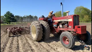 International 1256 Tractor working ground near Tipp City Ohio