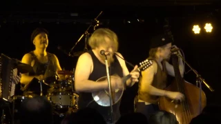 Steve 'N' Seagulls - You Could Be Mine [HD] (Guns N' Roses Cover / 2017 live @Universum | Stuttgart)