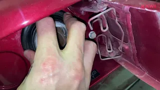 I had a chance to refit the red W124 fuel tank