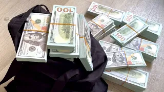 You tube Millionaire Displays $1000,0000 Cash | 1 Million Dollar