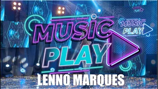 LENNO MARQUES NO PALCO DO PROJETO MUSIC PLAY