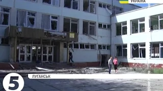 Бойовики обстріляли житлові квартали Луганська: є жертви