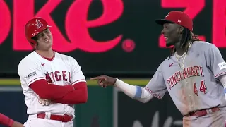 Elly De La Cruz pokes Shohei Ohtani to make sure he's real