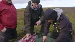 "Den koker vi reinsdyr / Den kokar vi" Samisk matlagning
