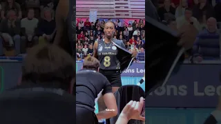 Paola Egonu warm up🤩 #shorts #youtubeshorts #volleyball #italy #paola