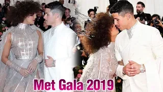 Priyanka Chopra Nick Jonas PDA | MET Gala 2019 | INSIDE VIDEOS