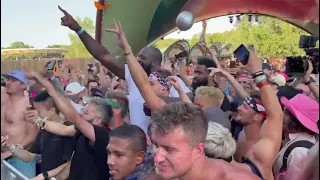 Shaq aka DJ Diesel having a blast and moshing at Tomorrowland in Belgium!!