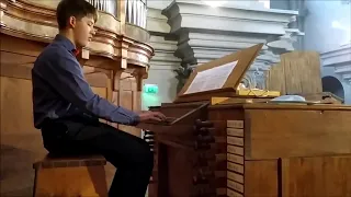 J. S. Bach: Prelude in C major BWV 553/1 (Adam Suk)