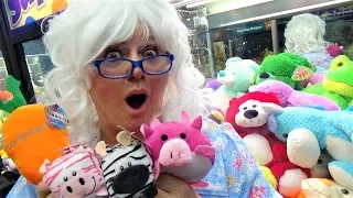 Claw Machine WINS Toys Stuffed Animals Gumball Crane Game Minions Granny McDonald