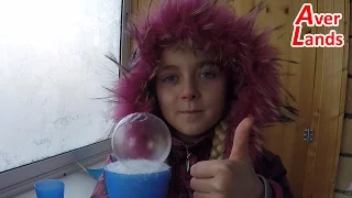 Мыльные пузыри на морозе. Frozen Bubbles 02