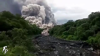 В Гватемале произошло мощное извержение вулкана Фуэго июнь3, 2018