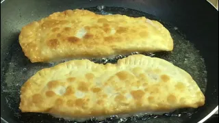 FLAT PIE WITH MEAT FILLING (CHEBUREKI)