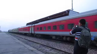 Yesvantpur - Jaipur Suvidha Express skips Asalpur Jobner !!!