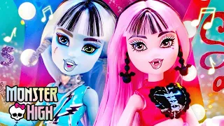 Es ist cool, cool zu sein (Offizielles Musik Video) | Monster High™ Deutsch