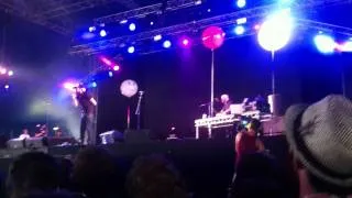 Dan Le Sac vs Scroobius Pip Live @ Bestival 2011