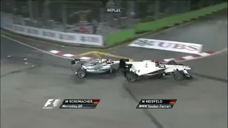 Michael Schumacher crash with Nick Heidfeld Singapore GP 2010