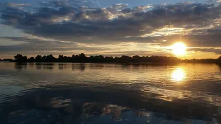 Вечер на реке Днепр (Evening on the Dnieper River)