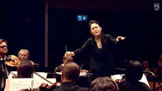 Han-Na Chang conducts Mahler 5 (HD)