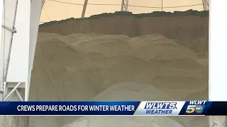 Crews prepare roads around Greater Cincinnati for winter weather