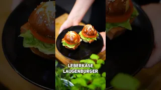 Einfache und SCHNELLE Leberkäse-Laugen-Burger | #shorts #food