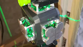 Unboxing nivela laser 360 grade Huepar S04CG cu trepied LP36