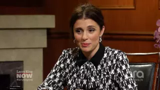 Shiri Appleby on fighting gender bias in Hollywood | Larry King Now | Ora.TV